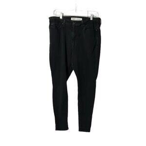 Levi Strauss Black Mid Rise Skinny Jeans Size W32 L28